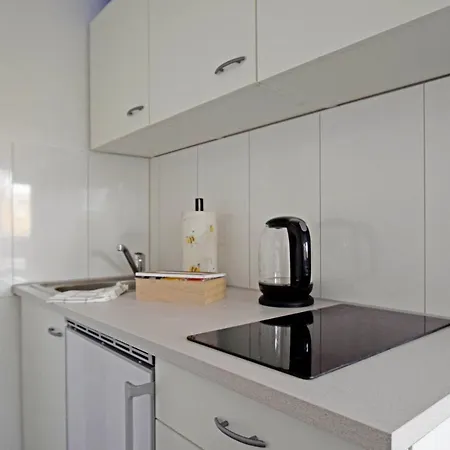 Air 11 Apartment